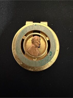 Vintage Round Gold Tone Money clip with Coin Motif